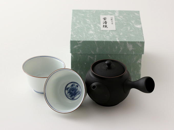 HOHRYU KAMON Tea Set